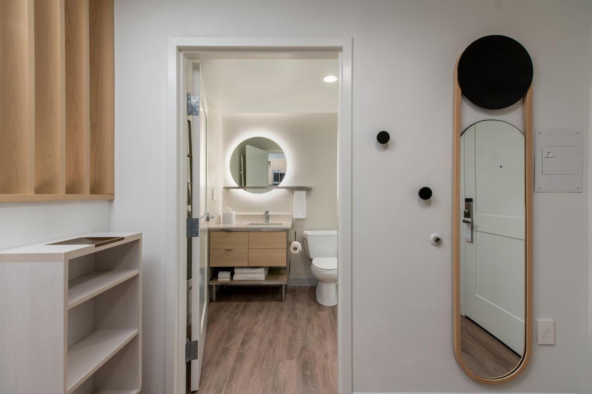 Towneplace Suites By Marriott Calhoun Bagian luar foto